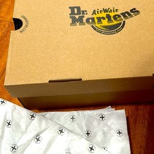 AUTHENTIC DR. MARTENS BOX (empty) 📦 🖤🔱